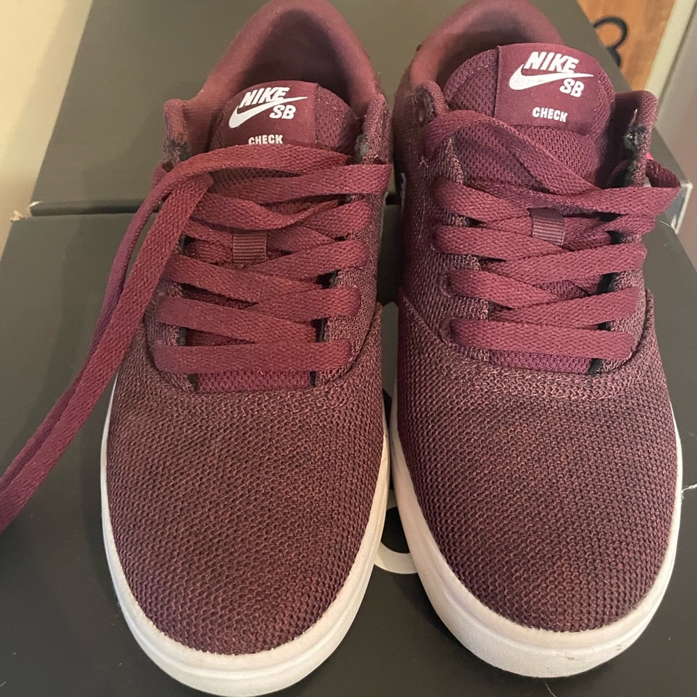 Nike womens shoes
